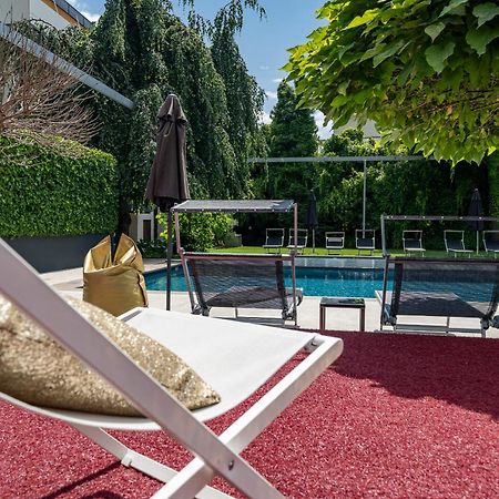 לאנה Goldfinger + Suites מראה חיצוני תמונה